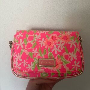 NWOT Lilly Pulitzer Fiesta Pink Everything Nice Crossbody Bag